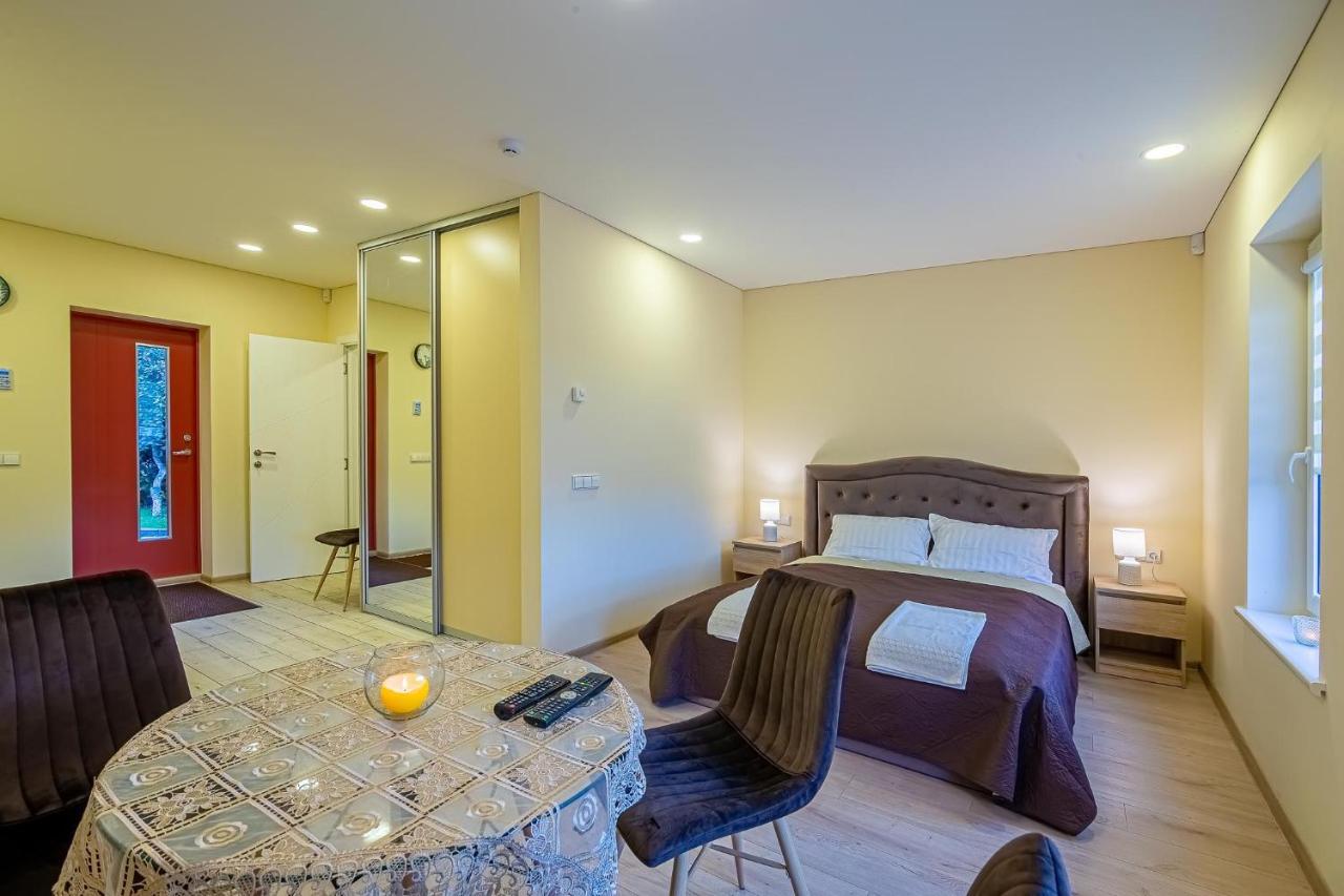 Liux Apartamentai Kaunas Ngoại thất bức ảnh