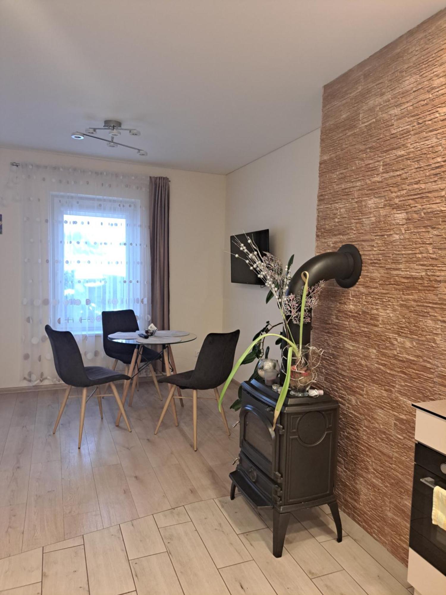 Liux Apartamentai Kaunas Ngoại thất bức ảnh
